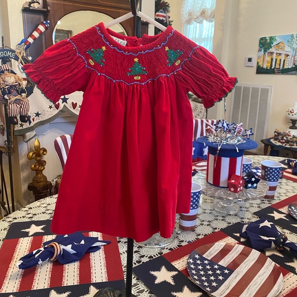 Le Za Me Smocked Infant girls Dress size 12 months - Picture 2 of 16